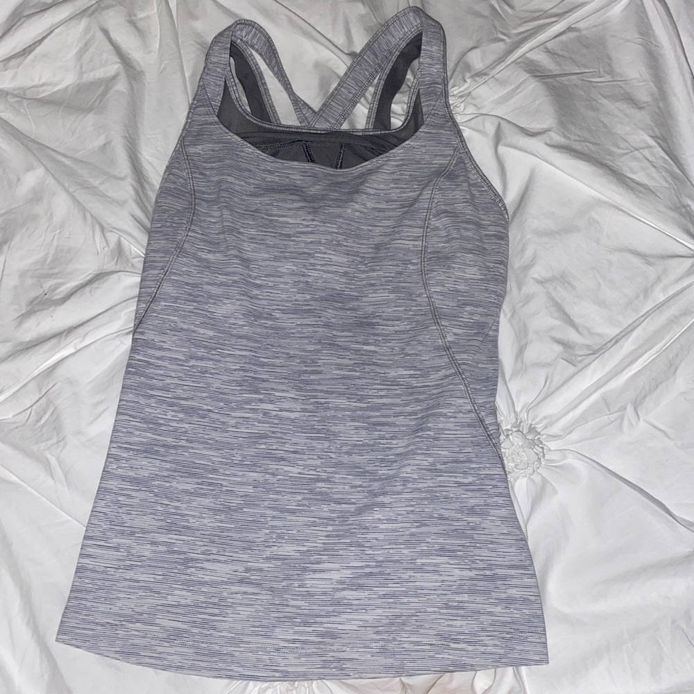 Lululemon tank top w sports bra